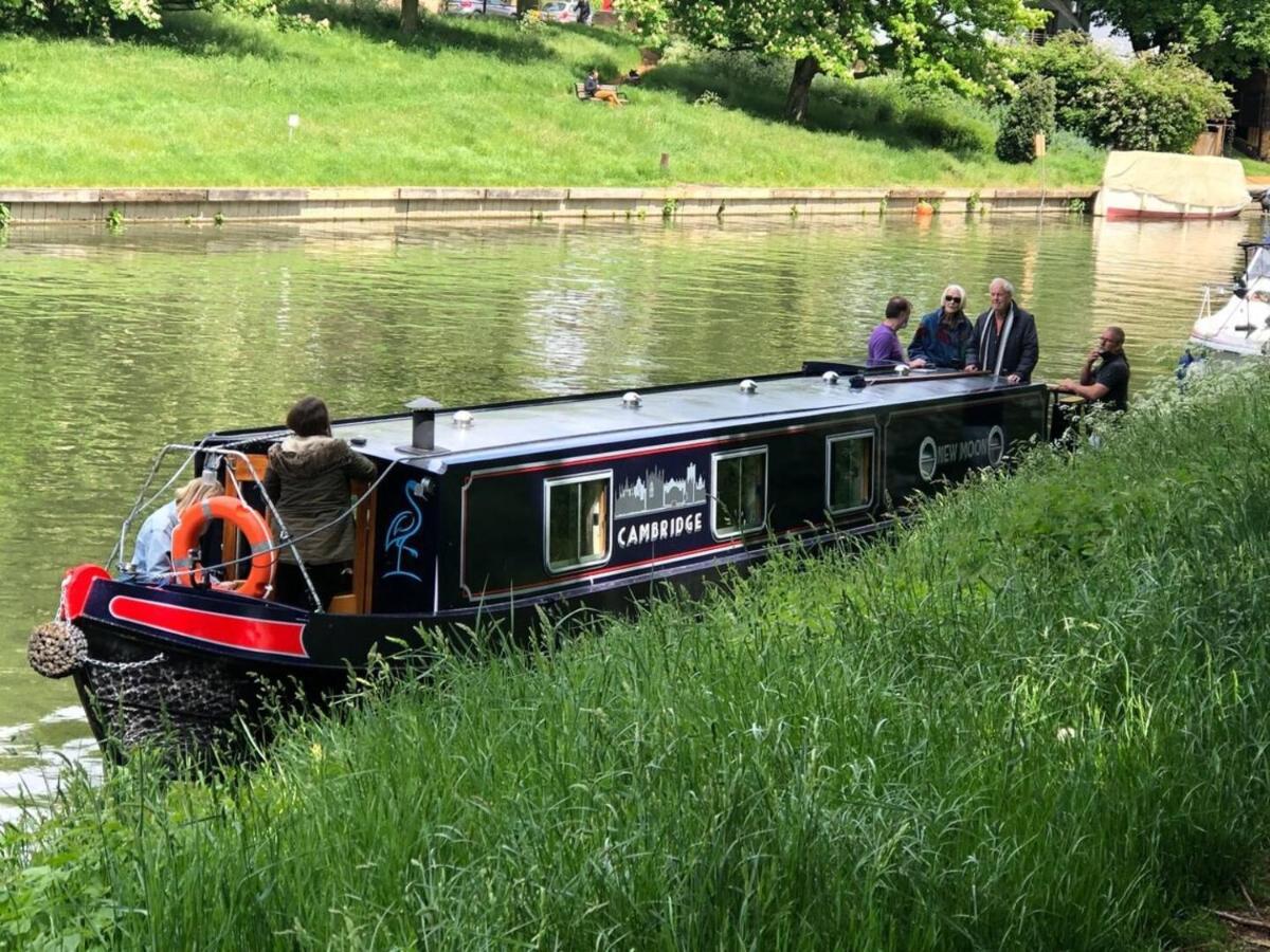 Botel Narrowboats - Beautiful New Moon Narrowboat *