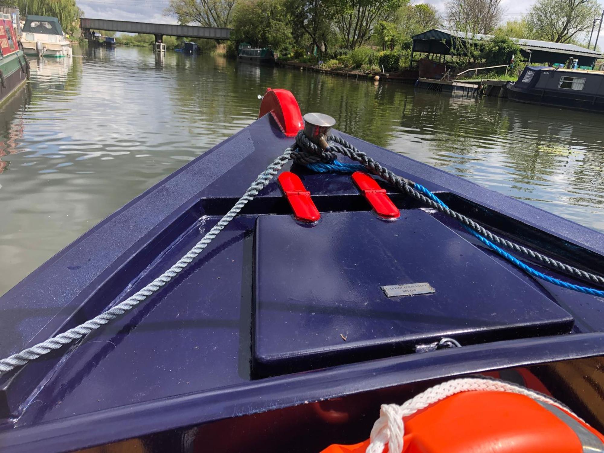 Narrowboats - Beautiful New Moon Narrowboat